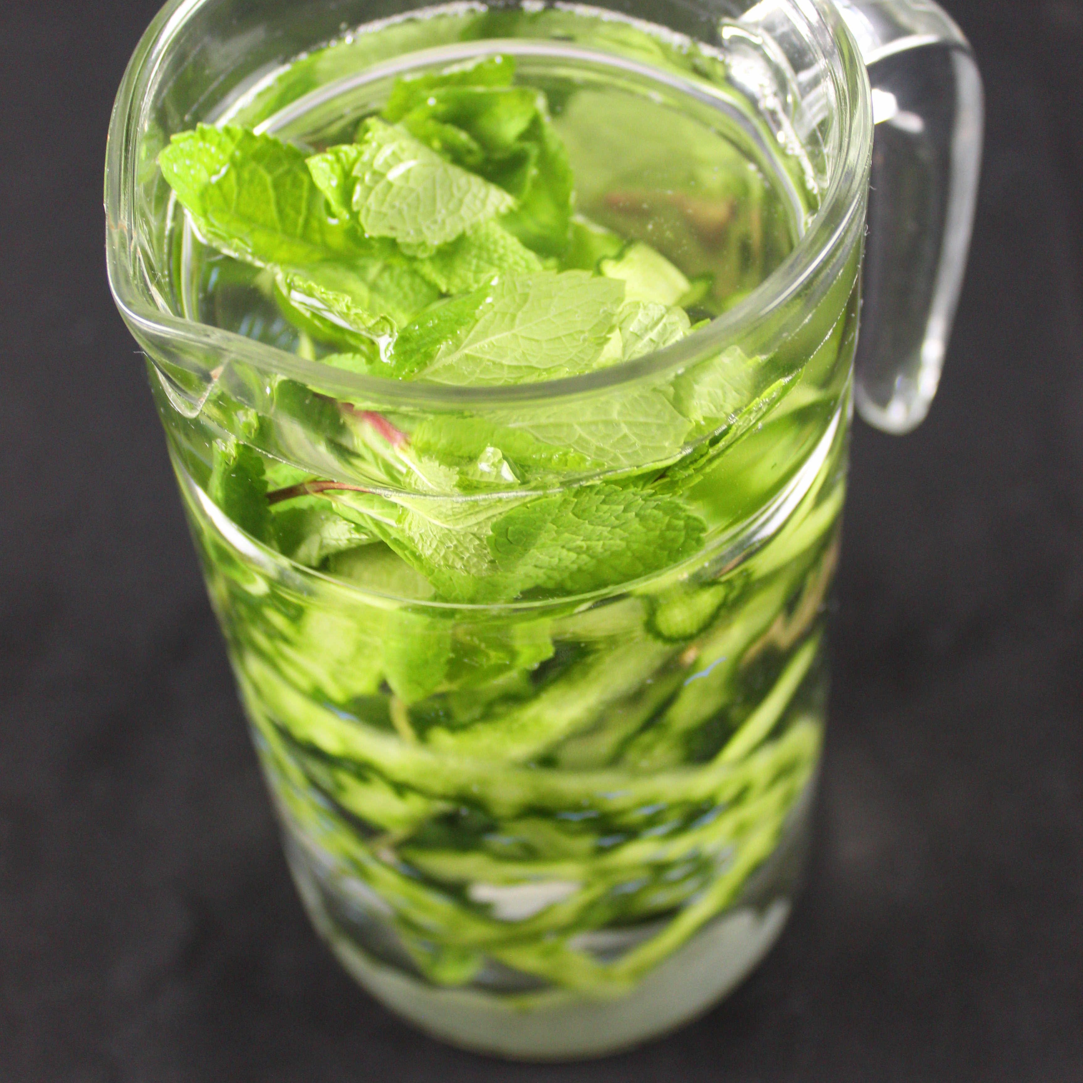 agua-cascara-pepino